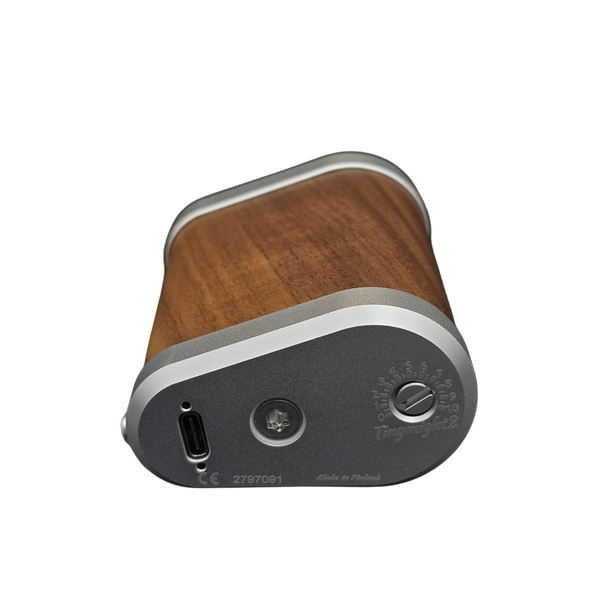 Tinymight 2 Walnut vaporizer bottom with USB-C port